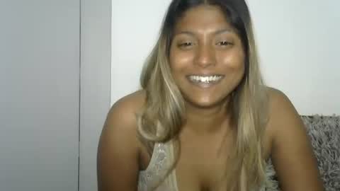 Snapshot of indianqtpie6 chatting on October 1, 6:18 pm indianqtpie6 online show from October 1, 6:18 pm