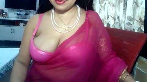 Snapshot of indianrads9 chatting on September 10, 6:31 pm Radha online show from September 10, 6:31 pm