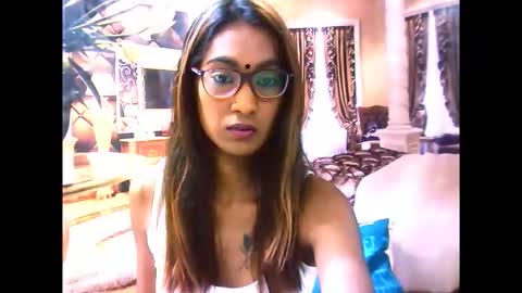 Snapshot of indianrebel4u2luv chatting on September 29, 5:39 am indianrebel4u2luv online show from September 29, 5:39 am