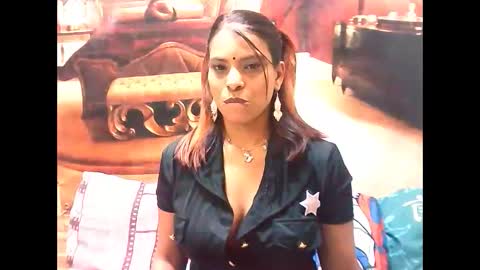 Snapshot of indiansexyass4u2luv chatting on October 13, 3:03 pm indiansexyass4u2luv online show from October 13, 3:03 pm