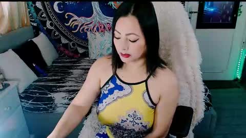 indica_me online show from February 3, 6:40 am