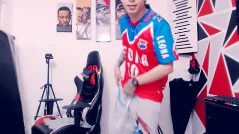 matias online show from November 18, 10:13 pm