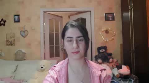 Snapshot of inelika chatting on September 19, 9:29 pm Inna online show from September 19, 9:29 pm