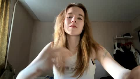 Sofia online show from May 18, 2:23 pm