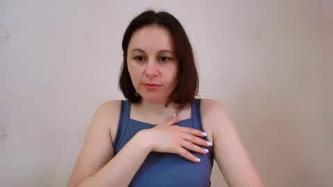 Inessa online show from May 25, 3:45 am