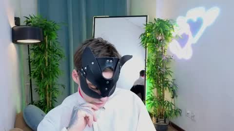 Jack online show from April 3, 10:49 pm