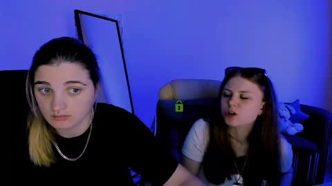 Snapshot of inga_gree chatting on October 19, 6:56 pm inga_gree online show from October 19, 6:56 pm