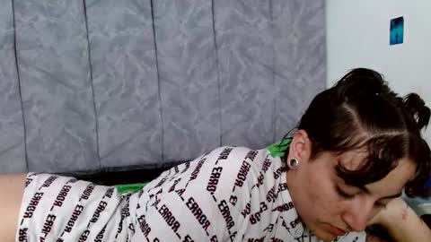 lyan onlyfans n linda online show from October 23, 7:48 pm