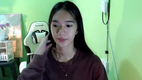 Reign online show from November 8, 9:18 pm