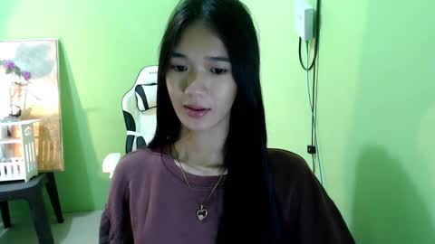 Reign online show from October 24, 9:04 pm