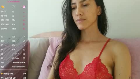 Snapshot of innocentlatiina chatting on October 17, 7:07 pm Laroa online show from October 17, 7:07 pm