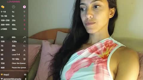 Snapshot of innocentlatiina chatting on September 28, 10:52 pm Laroa online show from September 28, 10:52 pm