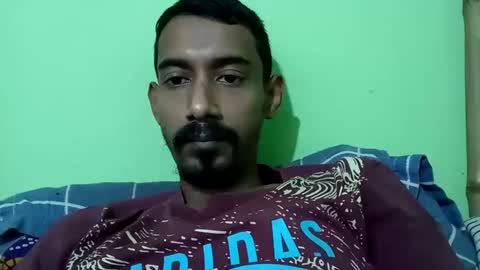 interne8famous online show from December 18, 11:02 am