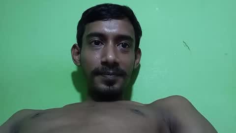 interne8famous online show from September 25, 7:59 am