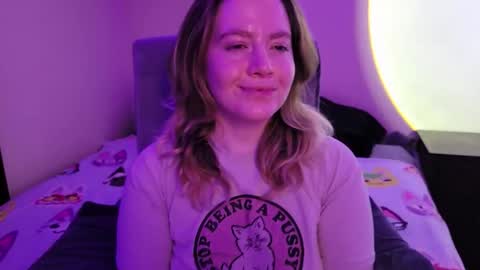 Faye online show from January 6, 6:39 am