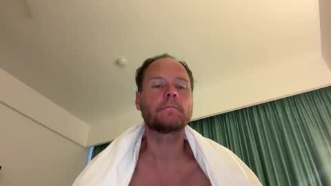 iphoneair online show from March 15, 8:07 am