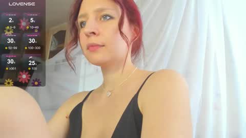 Snapshot of iris_crispy chatting on October 10, 1:50 pm Iris online show from October 10, 1:50 pm