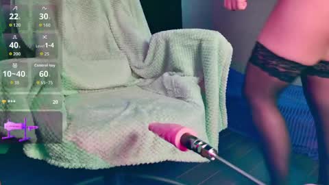 iris_needles online show from April 18, 7:43 am