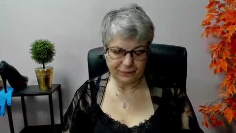 I R I S online show from March 10, 7:22 am