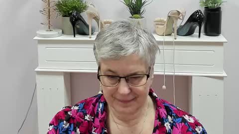 I R I S online show from February 26, 7:01 am