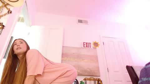 Snapshot of irish_babe chatting on October 20, 6:46 pm Brii or Irish online show from October 20, 6:46 pm