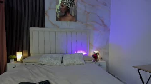 irisxrose online show from June 17, 12:10 pm