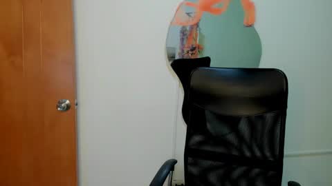 Snapshot of irix_moon chatting on October 22, 3:10 am irix_moon online show from October 22, 3:10 am