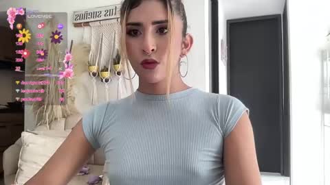 isa__fox_1 online show from June 3, 1:25 pm
