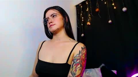       online show from December 31, 8:04 am