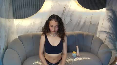 isa_r online show from October 5, 3:48 am