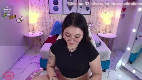 Snapshot of isa_reel chatting on February 26, 11:41 pm ISA online show from February 26, 11:41 pm