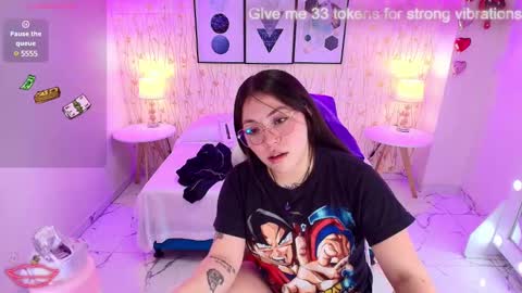 Snapshot of isa_reel chatting on March 11, 12:22 am ISA online show from March 11, 12:22 am