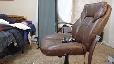 isaac online show from November 3, 10:55 pm