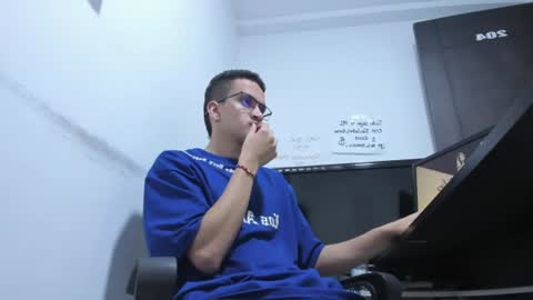 Isaac online show from June 20, 3:45 am
