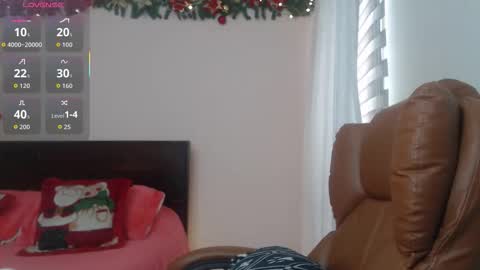 Snapshot of isabeel_sofia01 chatting on October 18, 7:29 pm Isabeel Sofia online show from October 18, 7:29 pm