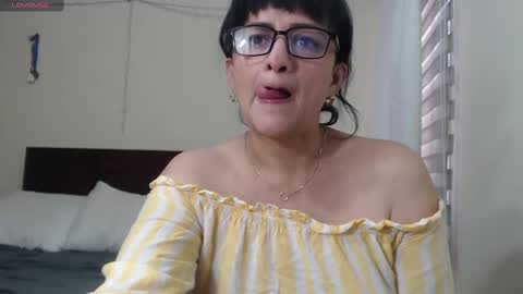 Snapshot of isabeel_sofia01 chatting on March 4, 10:16 pm Isabeel Sofia online show from March 4, 10:16 pm
