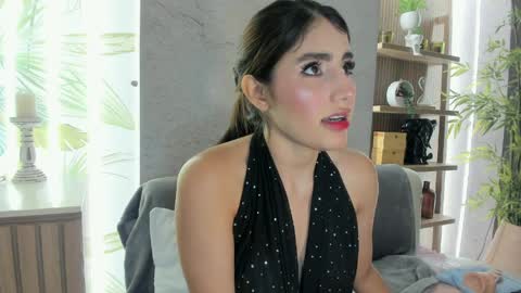 isabelastefano online show from April 8, 3:09 am