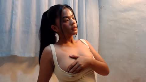 Isabell online show from May 20, 9:43 pm