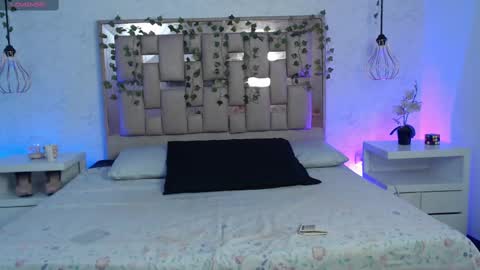 Snapshot of isabella_cherry_ chatting on October 19, 6:07 am Isa Online 11pm to 5am Colombia time online show from October 19, 6:07 am