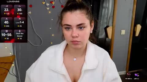 Snapshot of isabellabler chatting on September 26, 5:48 am isabellabler online show from September 26, 5:48 am