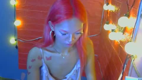 isabellatx online show from March 6, 7:02 pm