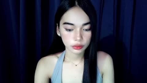 Isabelle online show from January 14, 12:35 pm