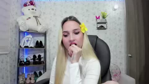 ISABELLA online show from March 20, 11:21 pm