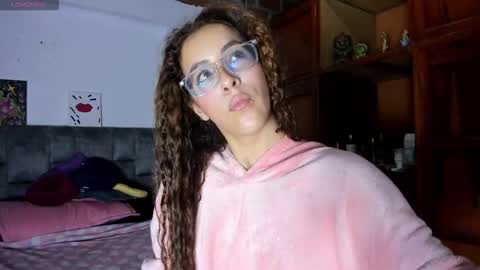 Isabela  online show from October 22, 2:59 am