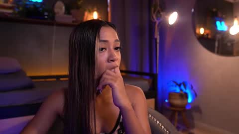 Snapshot of isapetit_ chatting on October 21, 9:18 pm Isa Isabella online show from October 21, 9:18 pm