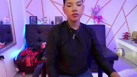 isabela online show from December 15, 3:24 am