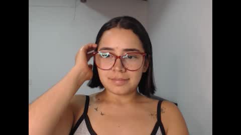 Snapshot of isemma chatting on September 17, 3:43 am Emma online show from September 17, 3:43 am