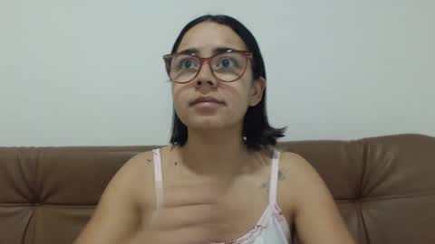 Snapshot of isemma chatting on September 26, 4:09 am Emma online show from September 26, 4:09 am