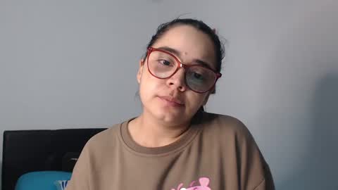 Snapshot of isemma chatting on March 11, 3:04 am Emma online show from March 11, 3:04 am