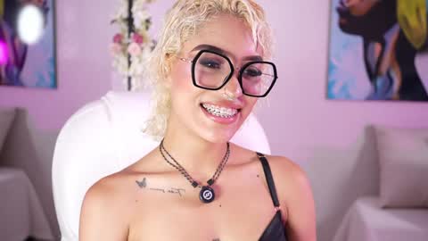 Isis online show from December 5, 5:55 pm